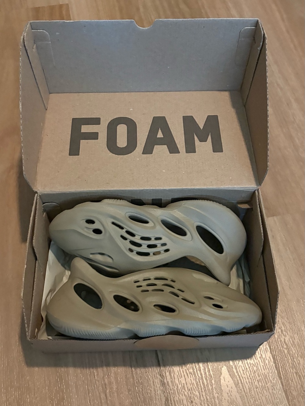 yeezy foam runners